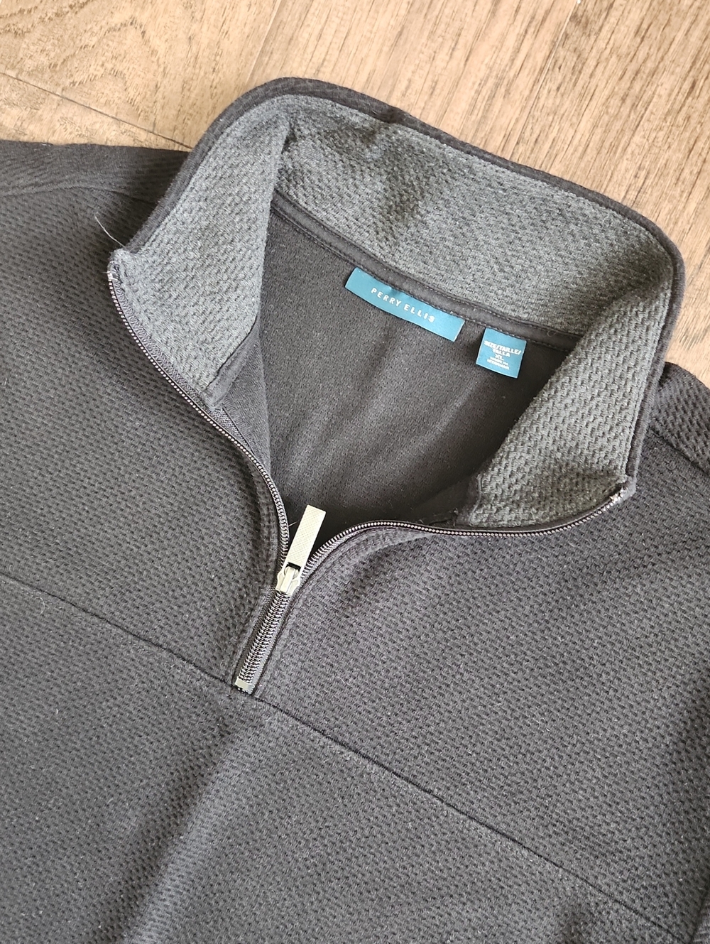 Perry Ellis Men’s Dark Gray Quarter-Zip Textured Sweater
